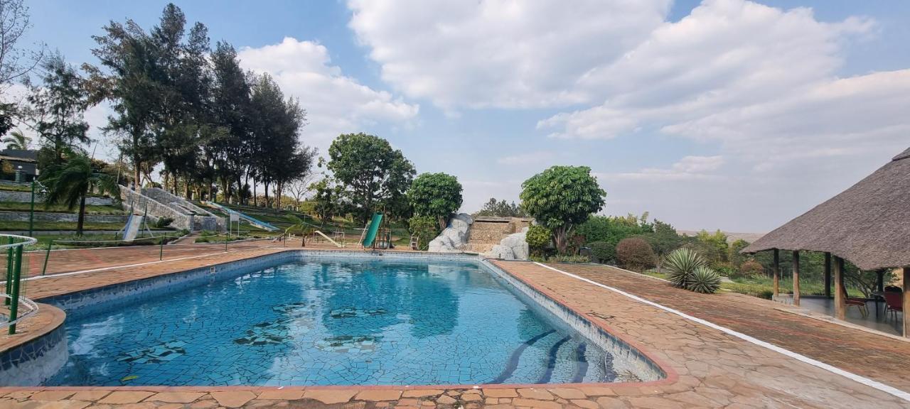 Milpark Hotel Cafumpe 외부 사진