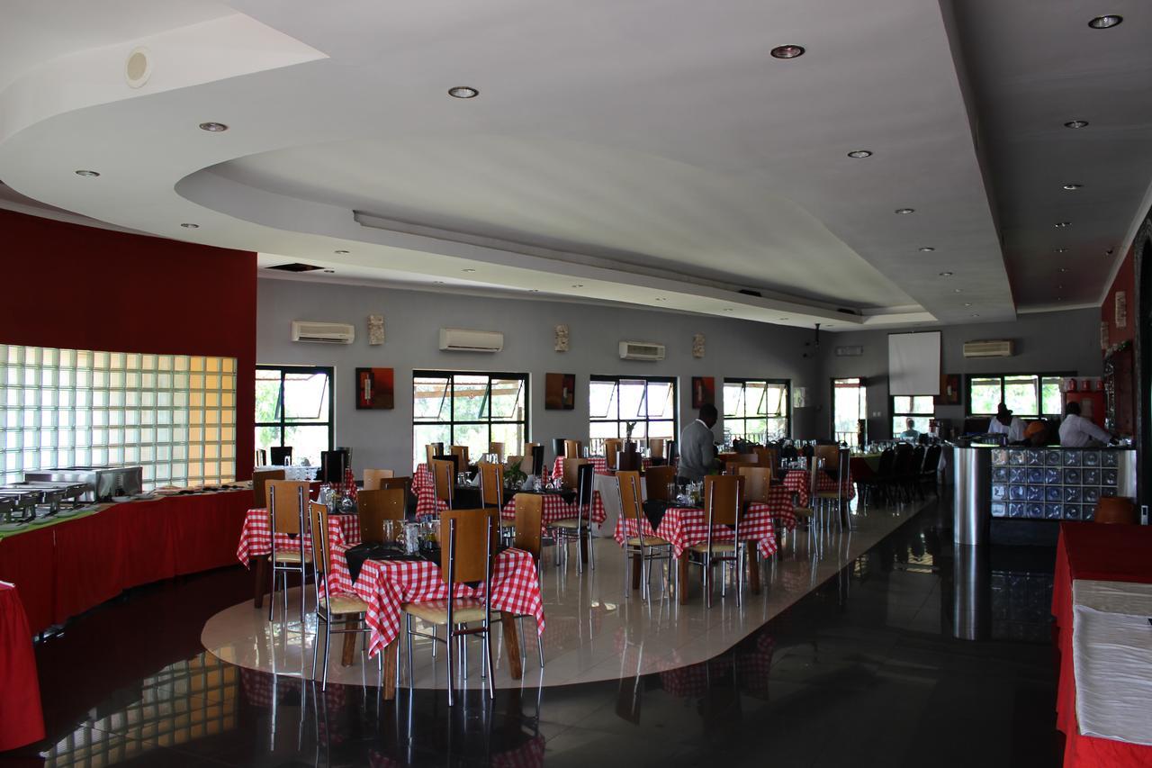 Milpark Hotel Cafumpe 외부 사진